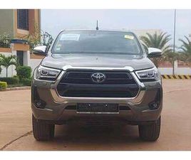 TOYOTA HILUX DOUBLE CABINE TOYOTA HILUX - AVENUE BOURGUIBA | EXPAT-DAKAR