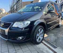 VOLKSWAGEN TOURAN CROSSTOURAN*LEDER*XENON*