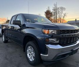 CHEVROLET SILVERADO 1500 DOUBLE CAB USED 2020 CHEVROLET SILVERADO 1500 WT MODEL DOUBLE CAB / 4WD / 6 PASS BENCH STYLE / 4.3V6 / STEP SIDE AUTO TAIGATE / TOW PACKAGE / SPRAY IN BED LINER