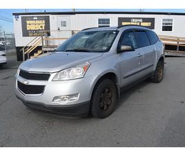 2010 CHEVROLET TRAVERSE LS AWD