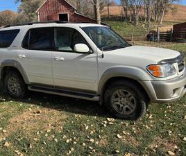 TOYOTA SEQUOIA 2004 TOYOTA SEQUOIA 4X4, WHITE SR5, 4.7L V8 - NICE!