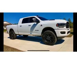 RAM TRUCKS RAM 3500 MEGA CAB RAM 3500 CUMMINS 4X4 MEGACAB