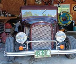 FORD MODEL B CARS & TRUCKS