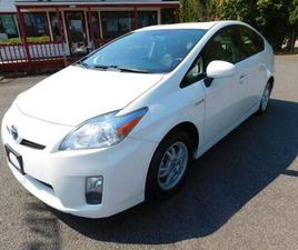 TOYOTA BLIZZARD 2010 TOYOTA PRIUS III HATCHBACK BLIZZARD PEARL