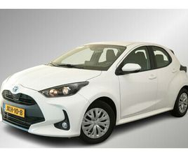 1.5 HYBRID ACTIVE, STARTKNOP, NAVI