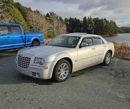 CHRYSLER 300 SERIES 2005 CHRYSLER 300C HEMI