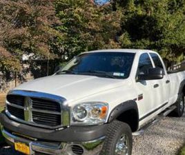 2009 DODGE RAM 2500 QUAD CAB 4X4 WITH 8' BED & LIFT GATE