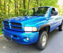NICE DODGE RAM 2500 4X4 PICKUP - V10 POWERFUL! GOOSENECK HITCH!