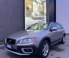 VOLVO XC70 D5 2.4 D5 MOMENTUM AWD 185CV