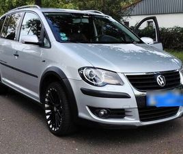 VOLKSWAGEN CROSSTOURAN VOLKSWAGEN CROSS TOURAN 1.9 TDI
