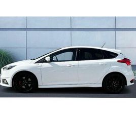 FORD FOCUS ST MIT PERFORMANCE-PAKET, KLAPPENAUSPUFF