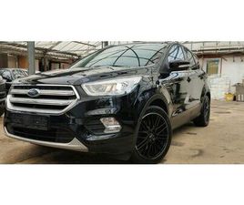 FORD KUGA AUT 1.5 ECOBOOTS TITAN AHK PARK PILOT AHK