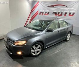 VW JETTA / 1E MAIN / CUIR CHAUFFANT / PHARES AUTO / RÉGULATEUR / RADARS ARR / JA / ACCOUDOIR CENTRAL / …
