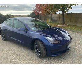 TESLA MODEL 3 STANDARD PLUS TESLA MODÈLE 3 PROPULSION BLEU