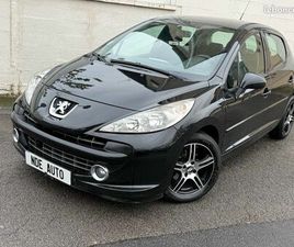 PEUGEOT 207 PEUGEOT 207 1.6 HDI 92 CH PACK SPORTIUM BERLINE 5 PORTES