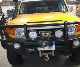 TOYOTA FJ CRUISER