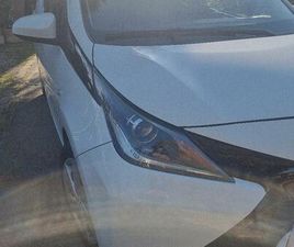 TOYOTA PORTE TOYOTA AYGO