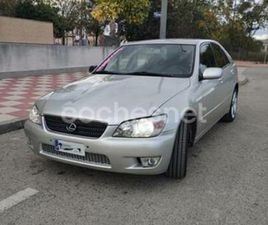 LEXUS IS200