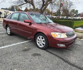 TOYOTA AVALON 2000 TOYOTA AVALON XLS LOW MILES GARAGE KEPT