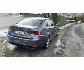 LEXUS IS 300H LUXURY (AUTOMATA) HIBRID GARANCIÁVAL