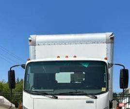 ISUZU LA SÉRIE N 2013 ISUZU NPR