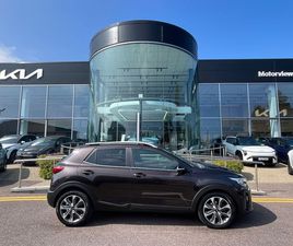 K3 5DR *SHOWROOM CONDITION* BLUETOOTH, MULTI-FUNCTION STEERING WHEEL, REAR PARKING SENSORS, WIRELESS SMARTPHONE CONTROL, ELECTRIC MIRRORS, SIX SPEED T