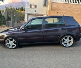 VOLKSWAGEN - GOLF