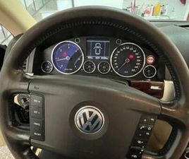 VOLKSWAGEN - TOUAREG