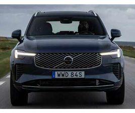 B5 MOMENTUM 7PL. AWD AUT.