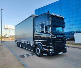 SCANIA - R580 CAJA TAULINER 3 EJES