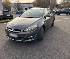 OPEL ASTRA OPEL ASTRA J NOTCHBACK 1,6L / 2. HAND /81.TSD / SCHECKHEFT