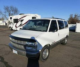 2002 CHEVROLET ASTRO 111 WB AWD
