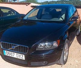 VOLVO - S40