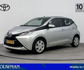TOYOTA AYGO - 1.0 VVT-I X-PLAY | ACHTERUITRIJCAMERA |