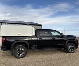 2022 GMC 3500 CREW CAB DURAMAX W/ SPACEKAP