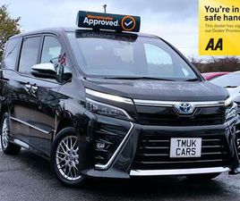 TOYOTA VOXY 1.8 PETROL HYBRID AUTOMATIC 7 SEATS MPV