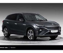 4WD PERFORMANCE, BOSE, ACC, PANORAMATAK