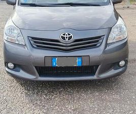 TOYOTA VERSO ANNO 2010