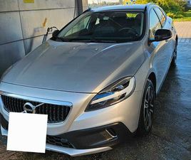 VOLVO V40 CC
