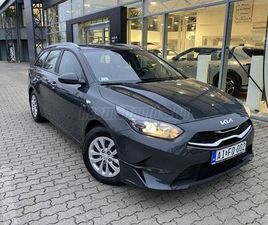 KIA CEE'D CEED SW 1.5 T-GDI SILVER MY25-ÖS MODELL. MAGYAR. SZERVIZKÖNYV. NAVI. KAMERA