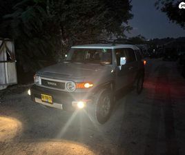 TOYOTA FJ CRUISER אוט׳ 4.0 (260 כ״ס)