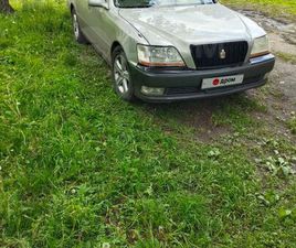 TOYOTA CROWN MAJESTA