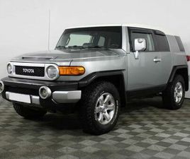 TOYOTA FJ CRUISER