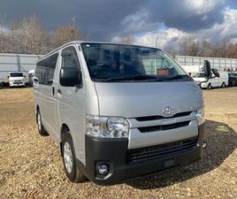 TOYOTA HIACE