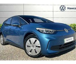 2025 (25) - 125KW ESSENTIAL PURE 52KWH 5DR AUTO