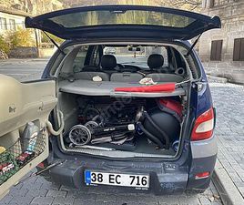 RENAULT SCENIC 4X4 2.0 PRIVILEGE
