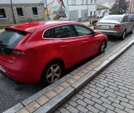 VOLVO - V40