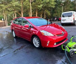 2013 TOYOTA PRIUS V FIVE
