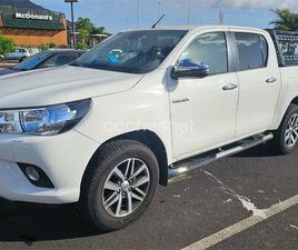 TOYOTA HILUX 2.4 D4D CABINA DOBLE LEGEND BLACK AT