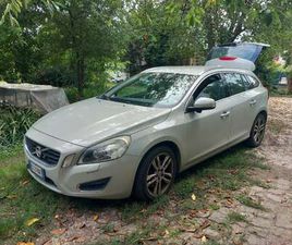 VOLVO V60 D5 2.4 D5 MOMENTUM